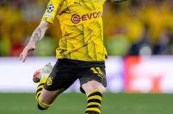 开云体育官网-足球明星在赛场上展现技术和实力