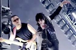 开云体育下载-关于MAD碾压印尼羽毛球队，水谷隼关键团战开团秒人强强对话小组赛，点燃全场激情的信息