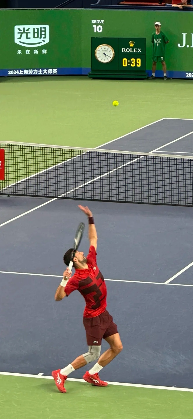 包含世界网球队完胜日本网球队，德约科维奇打破历史纪录的词条