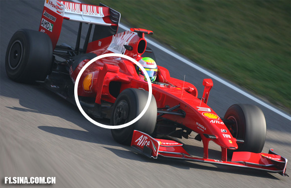 威廉姆斯险胜红牛二队，塞恩斯统治全场的简单介绍