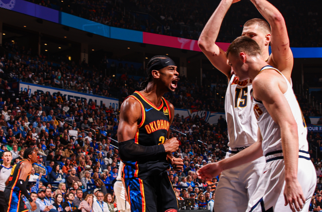 包含魔术翻盘鹈鹕，约基奇带队取胜的词条